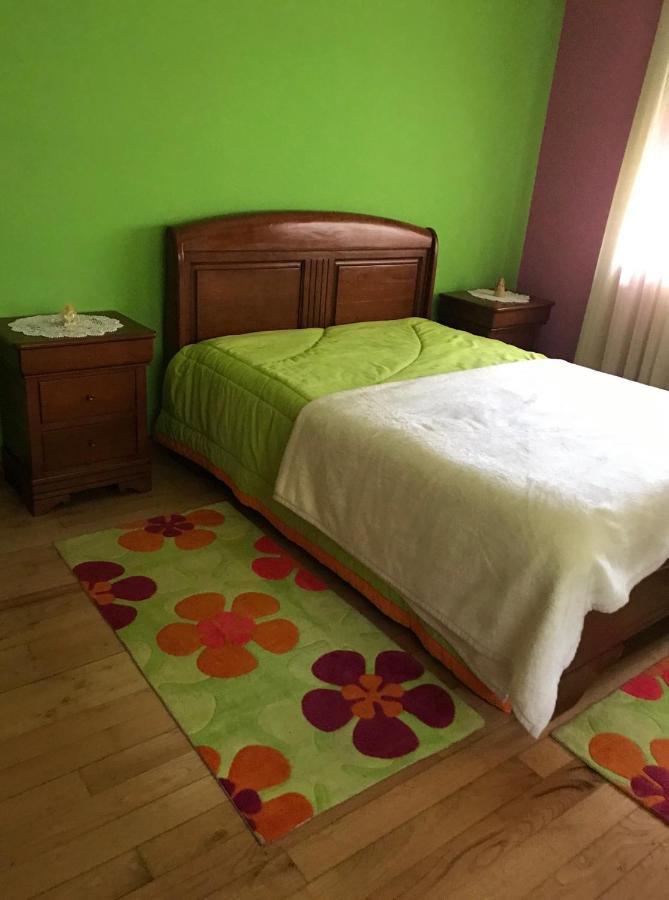 فيلا Moradia Com Piscina T4 إسبونسيندي المظهر الخارجي الصورة